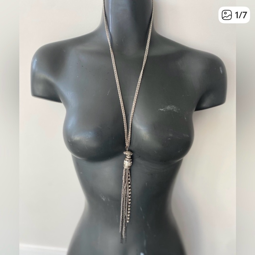 Elegant Tassel Necklace